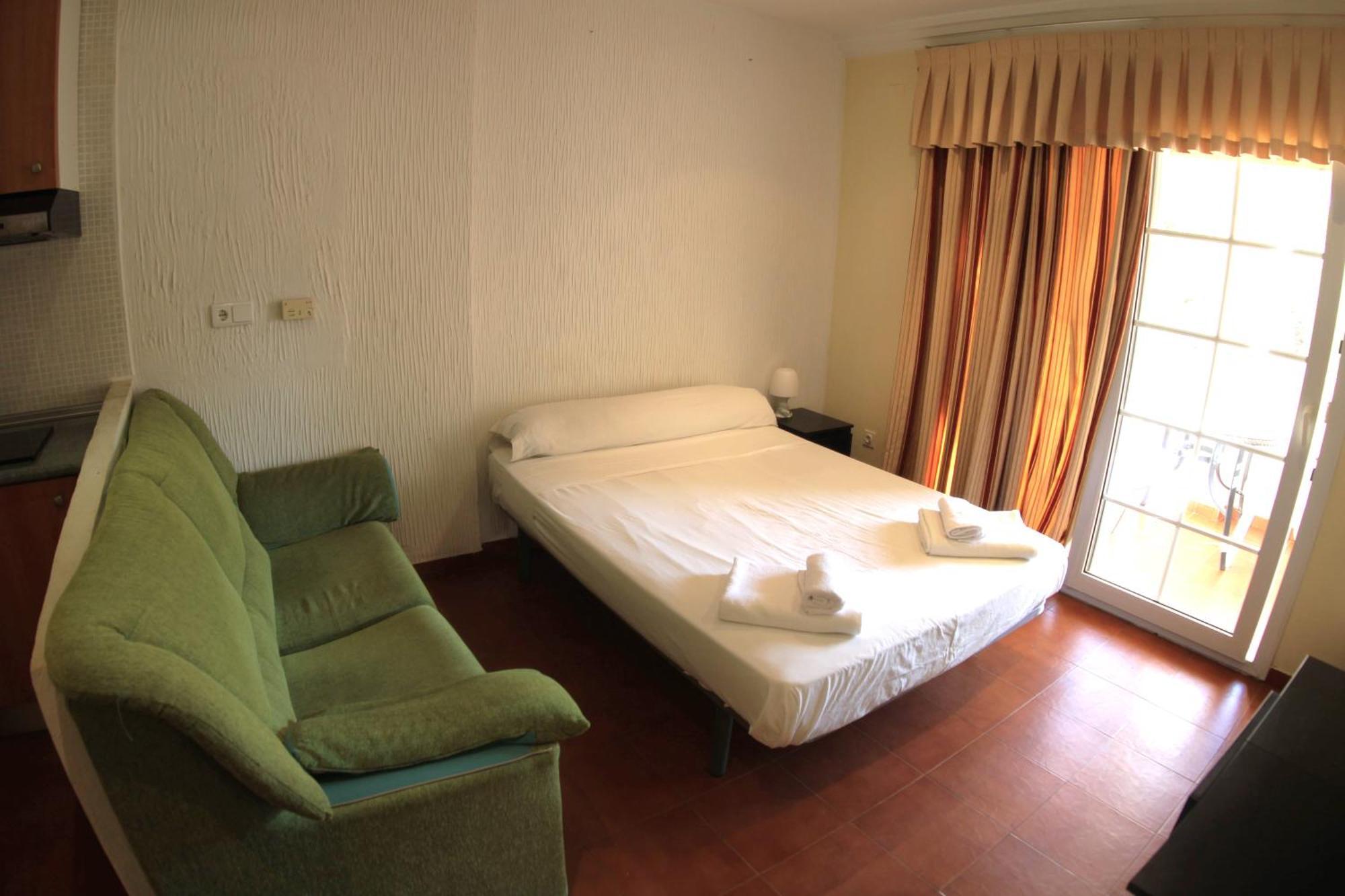 Apartamentos Marina Internacional Торрев'єха Екстер'єр фото