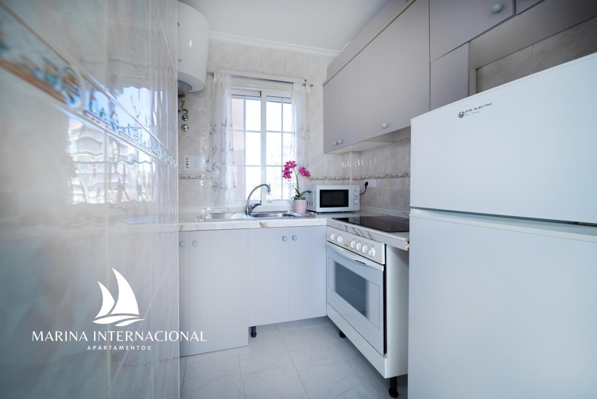 Apartamentos Marina Internacional Торрев'єха Екстер'єр фото